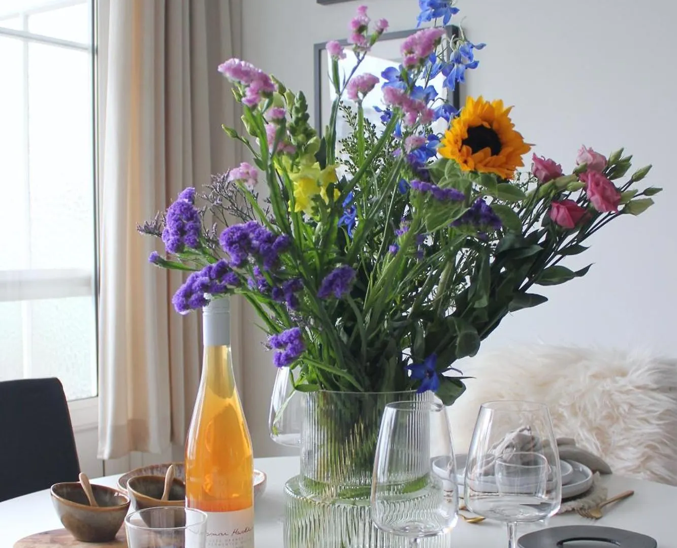 Sunny Apartment + Free Parking Antwerp Belgium